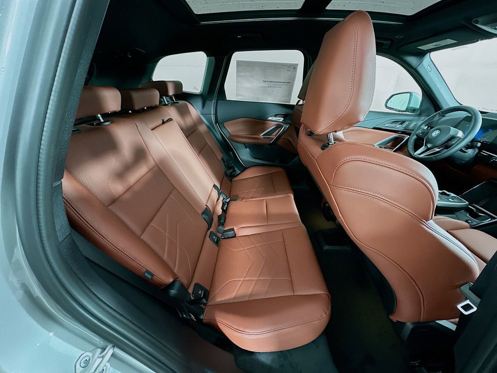 Used 2026 BMW X1 xDrive28i w/ Technology Package image 32