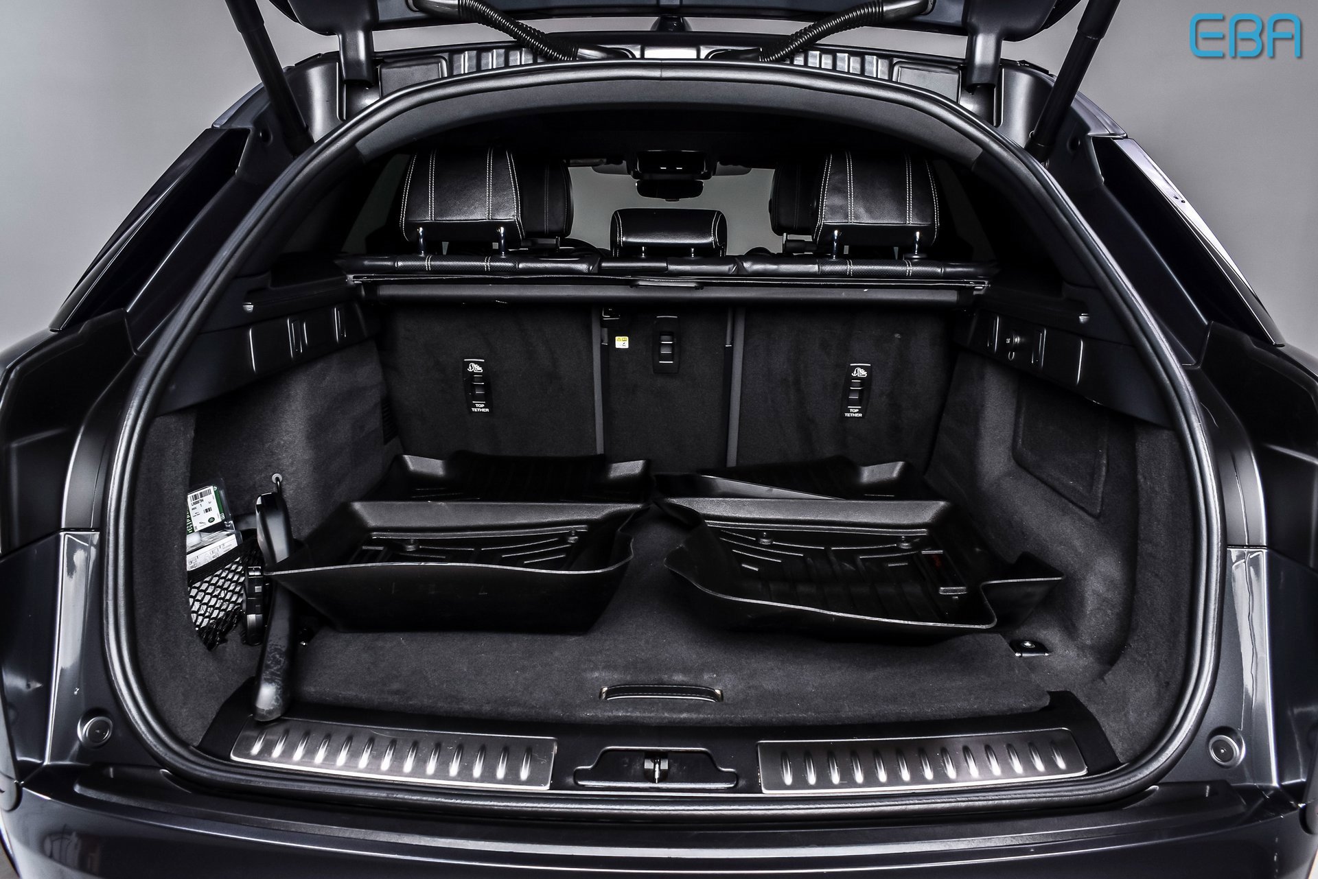 Used 2021 Land Rover Range Rover Velar R-Dynamic S image 14