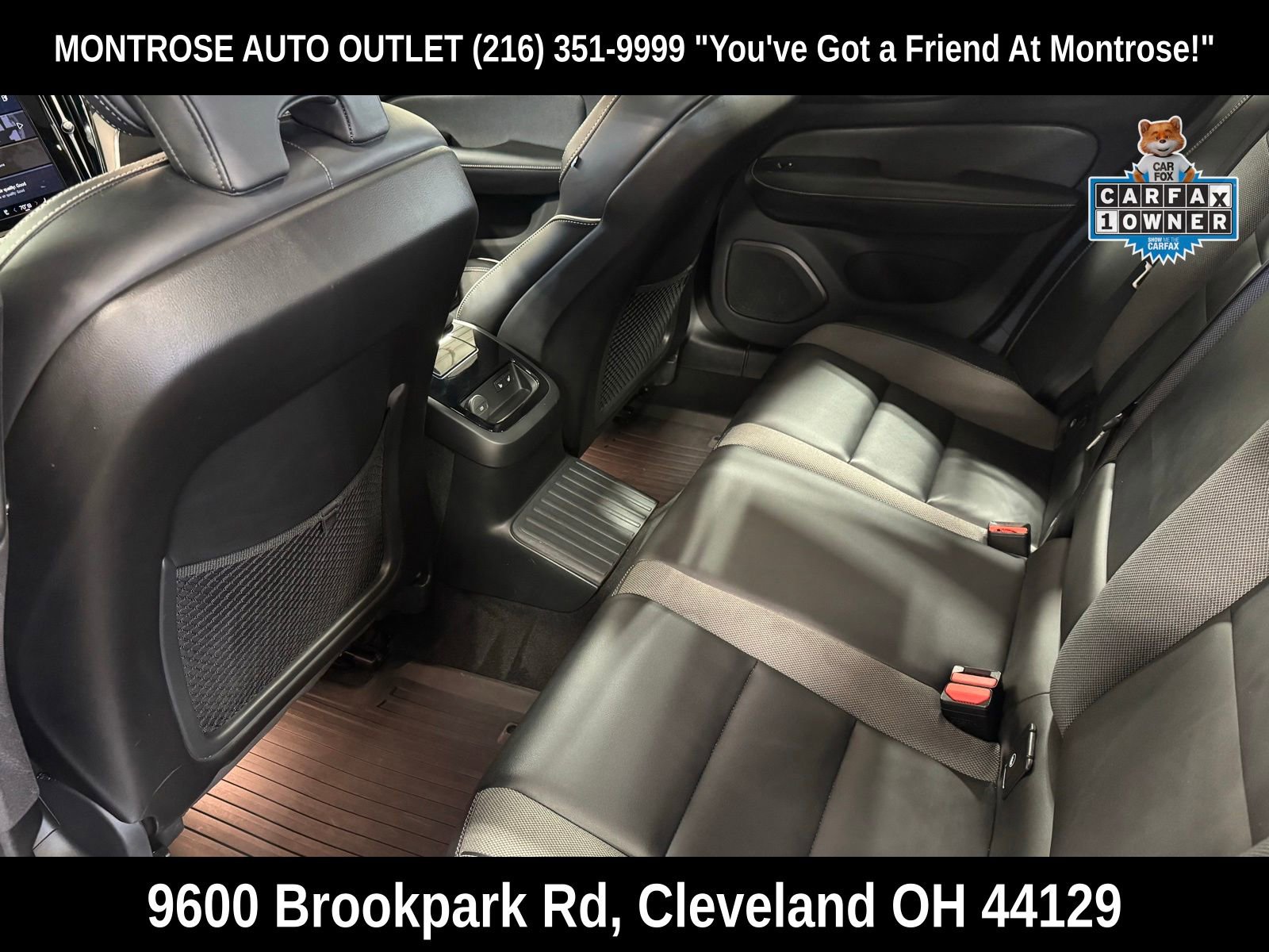 Used 2024 Volvo S60 T8 Ultimate w/ Climate Package image 35