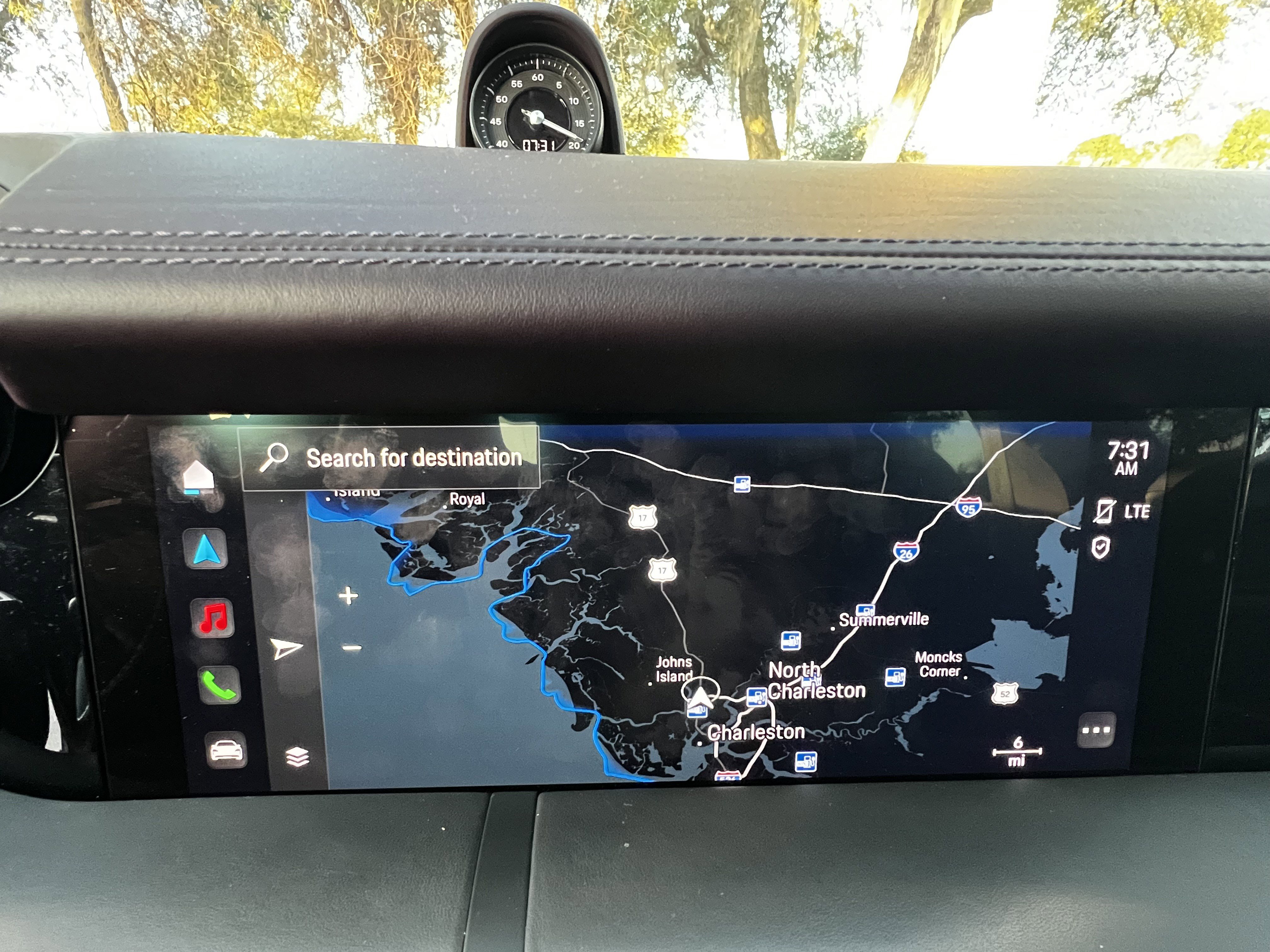 Used 2022 Porsche Taycan 4S image 23