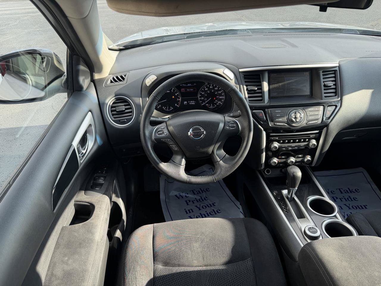 Used 2013 Nissan Pathfinder SV AWD/4WD image 15