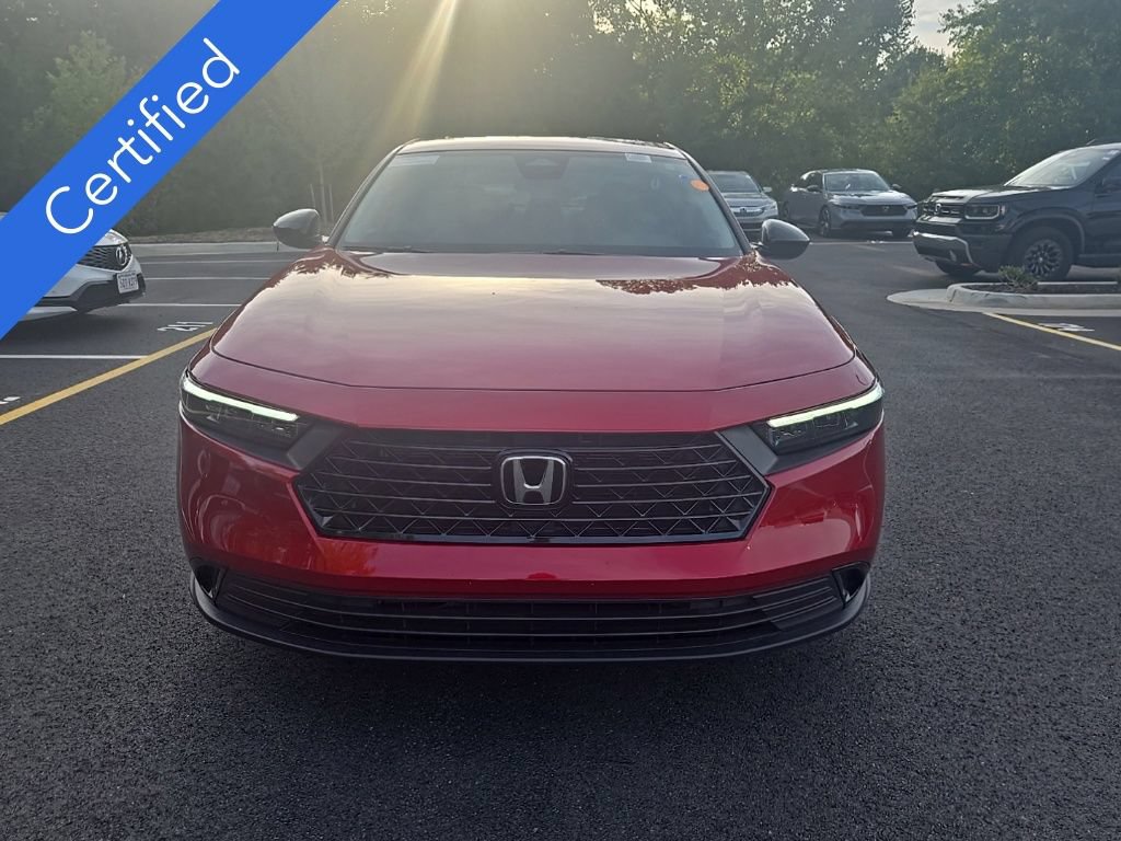 Used 2025 Honda Accord SE image 2