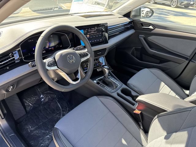 New 2026 Volkswagen Jetta SE FWD image 14