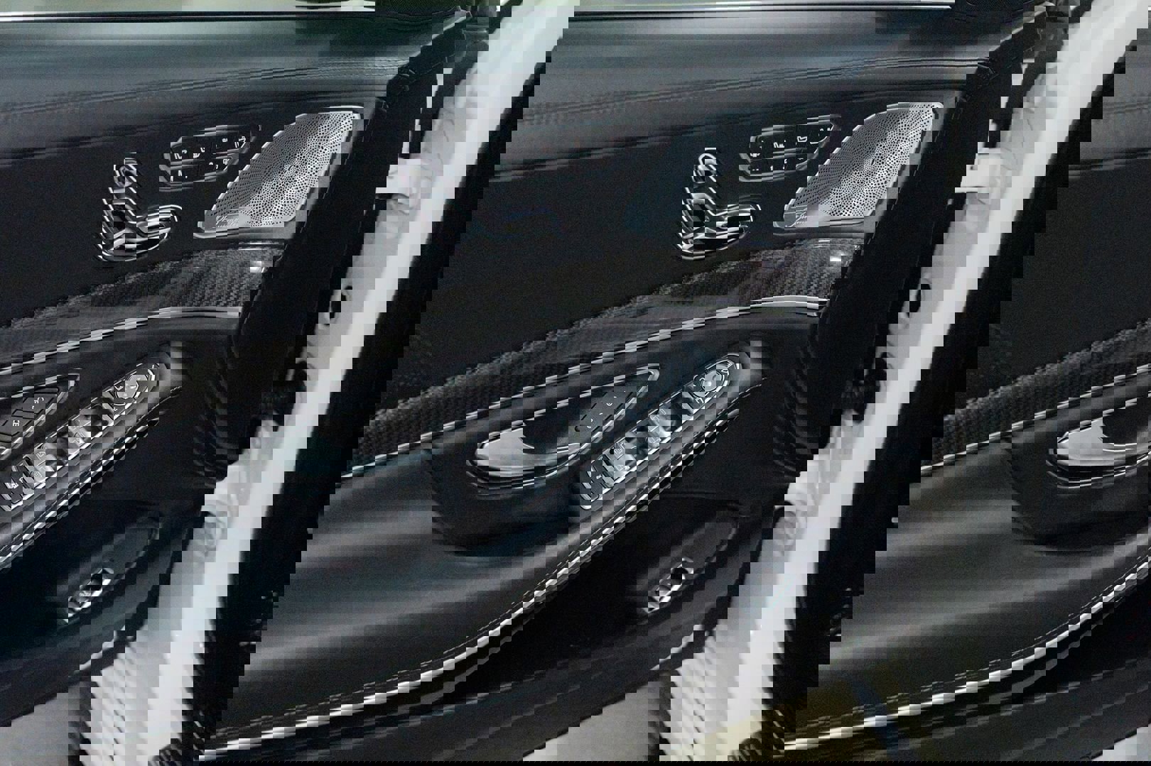 Used 2018 Mercedes-Benz S 63 AMG 4MATIC Sedan image 16