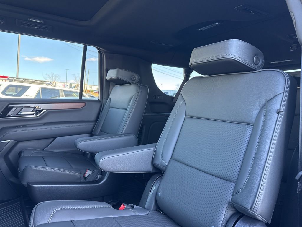 New 2026 GMC Yukon XL Denali w/ Sun & Power Step Package image 35