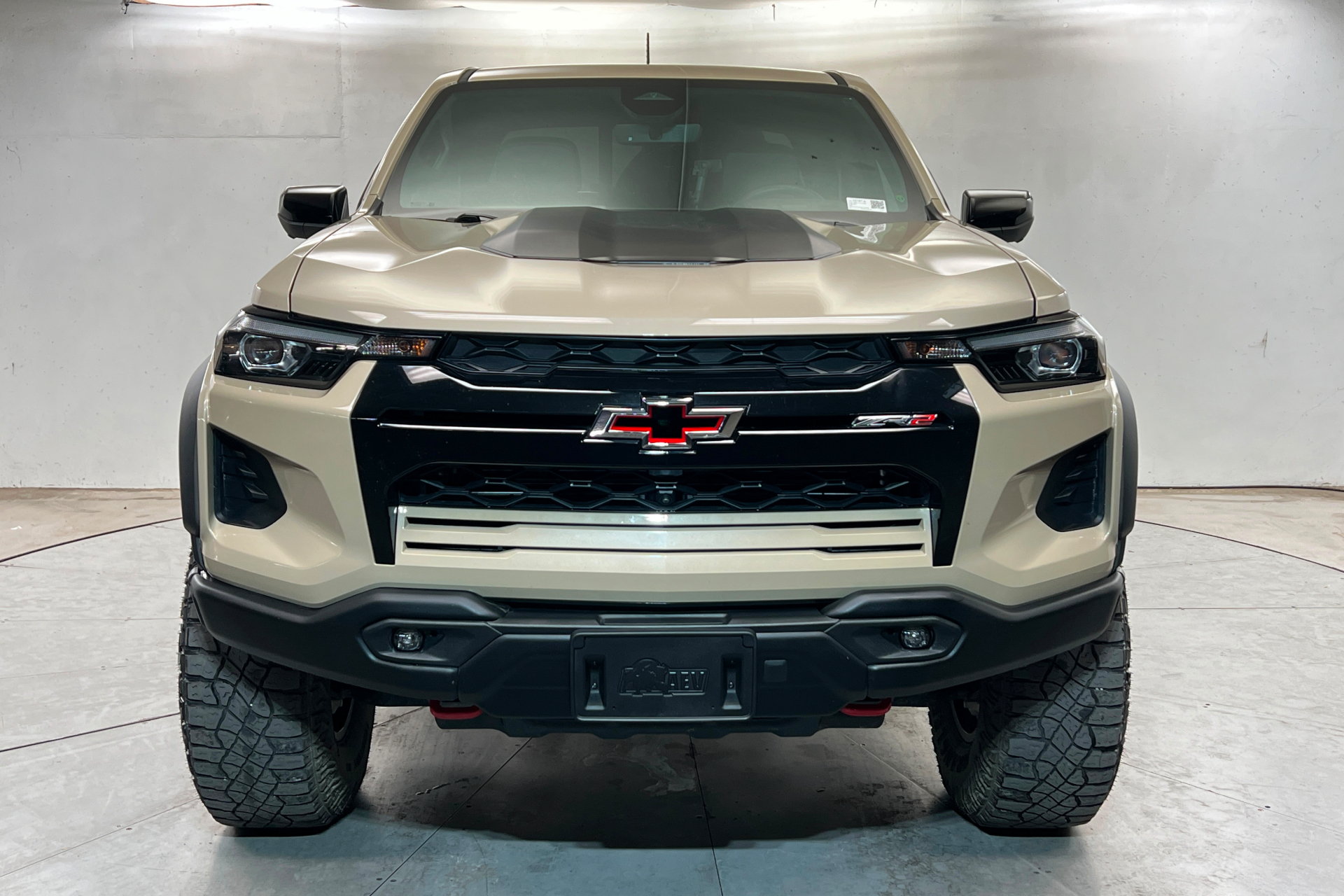 Used 2024 Chevrolet Colorado ZR2 w/ ZR2 Bison Edition AWD/4WD image 9