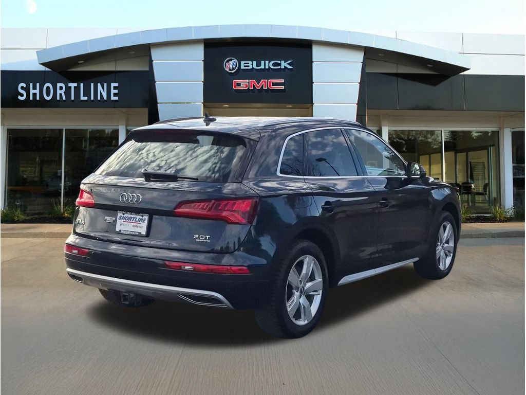 Used 2018 Audi Q5 2.0T Premium Plus w/ Premium Plus Package AWD/4WD image 3