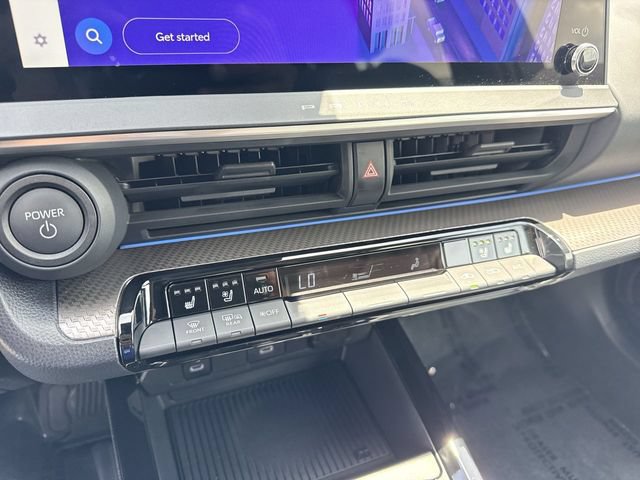 Used 2026 Toyota Prius Limited w/ Limited Premium Package FWD image 19