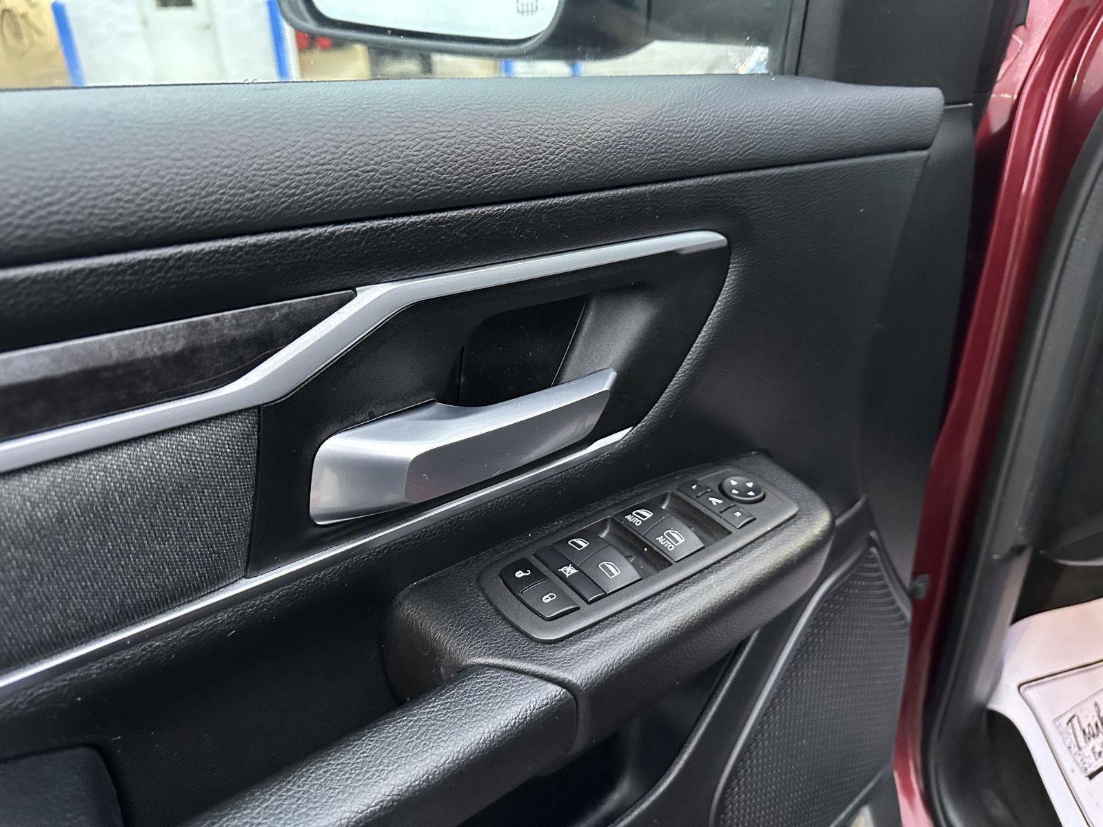 Used 2023 RAM 1500 Big Horn AWD/4WD image 17