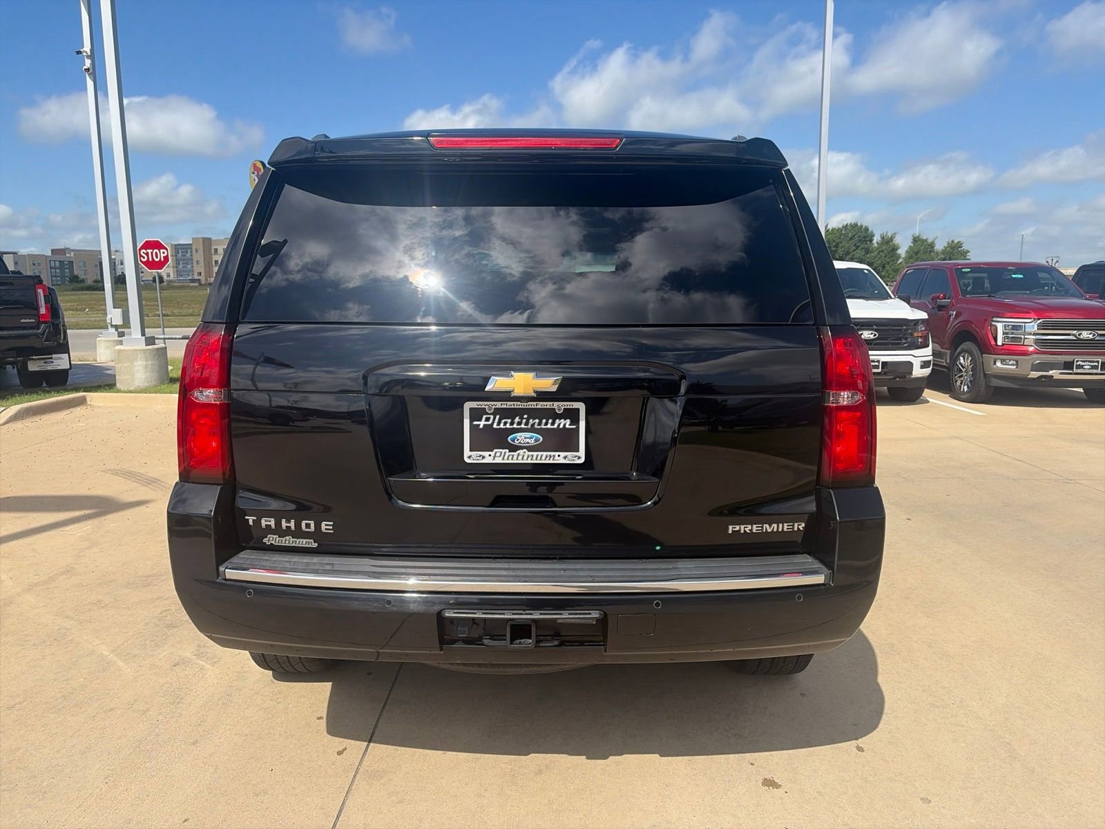 Used 2019 Chevrolet Tahoe Premier AWD/4WD image 4
