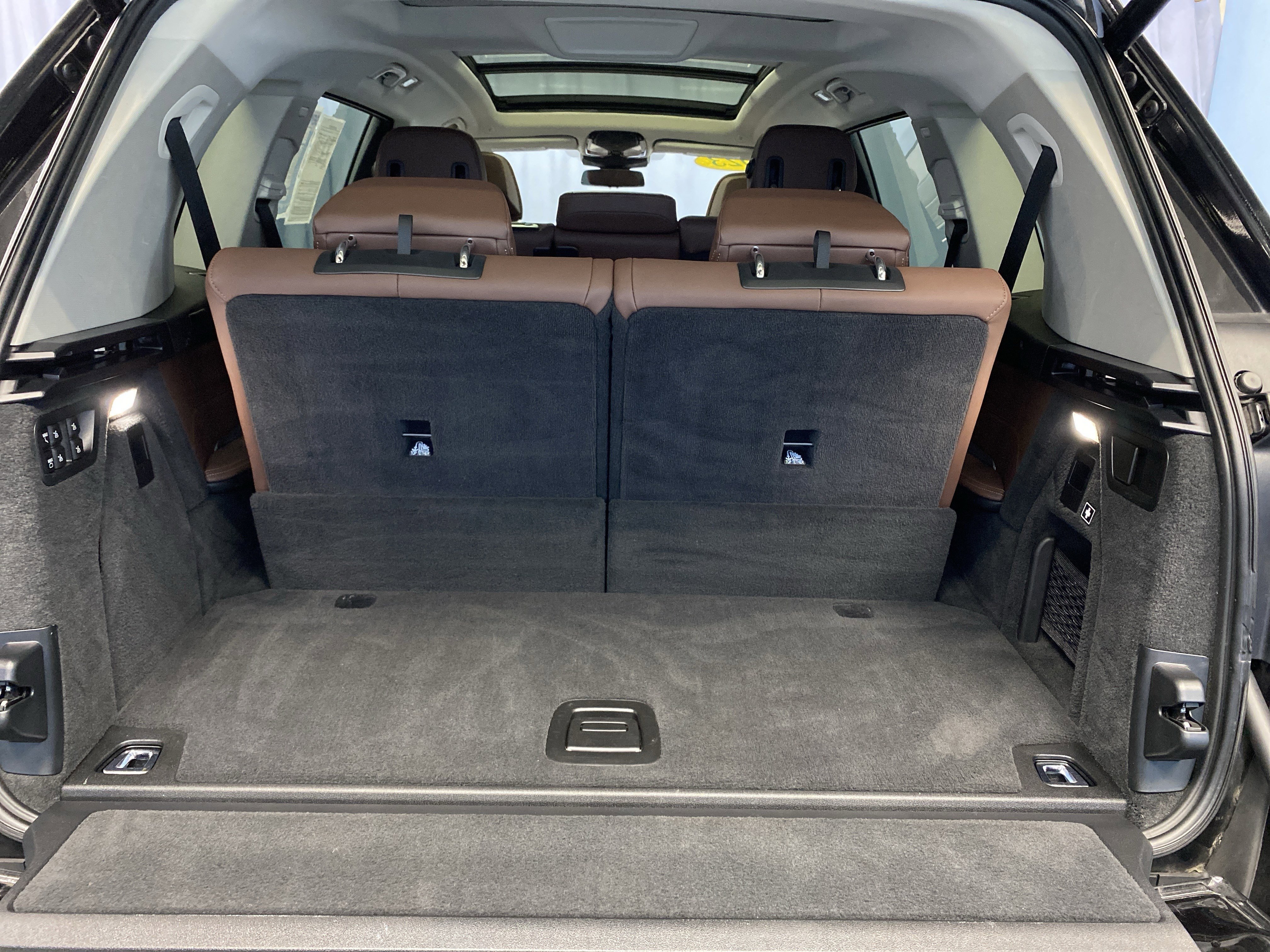 Used 2023 BMW X7 xDrive40i w/ Parking Assistance Package image 40