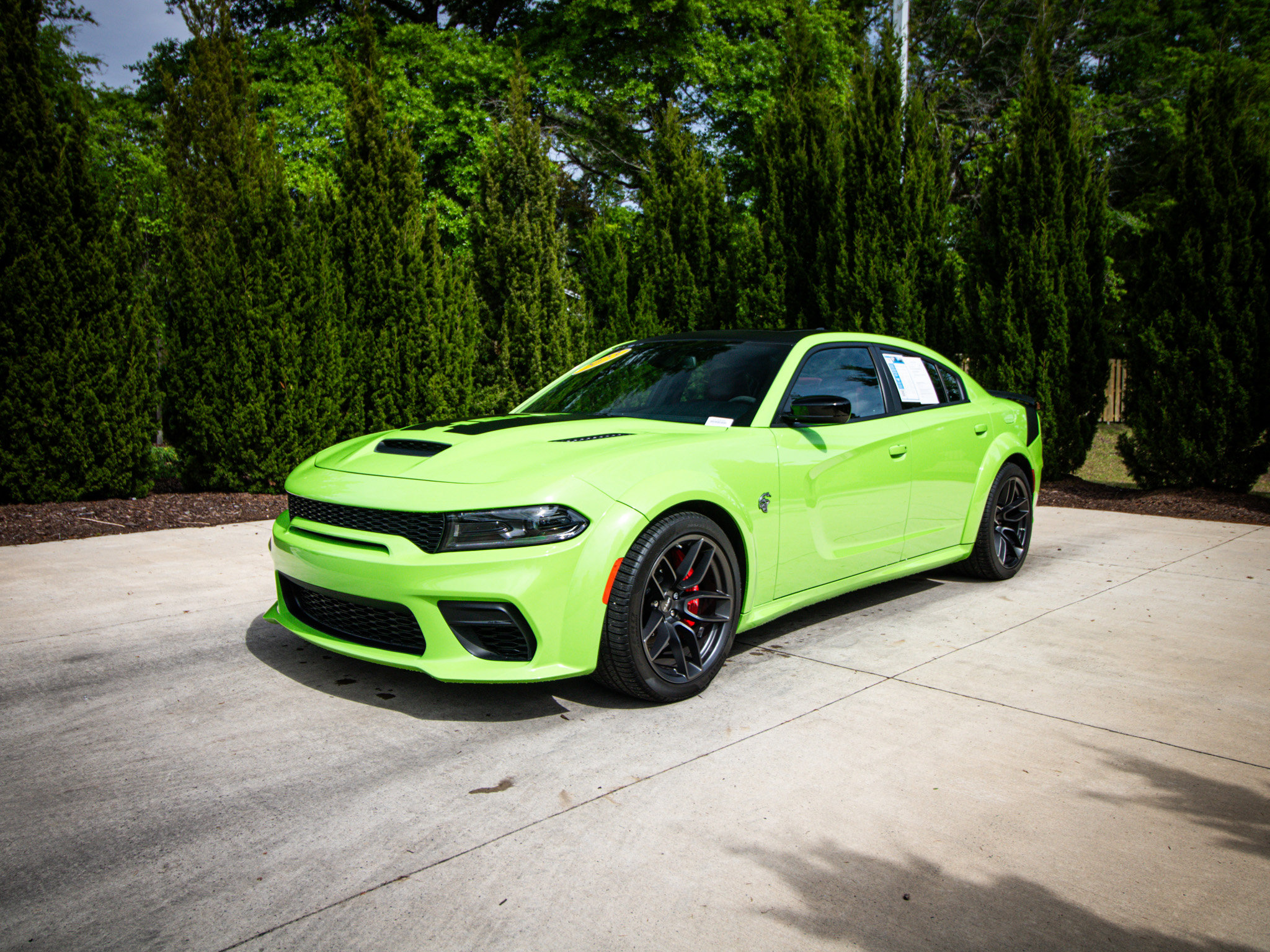 Used 2023 Dodge Charger SRT Hellcat w/ Harman/Kardon Audio Group RWD image 6