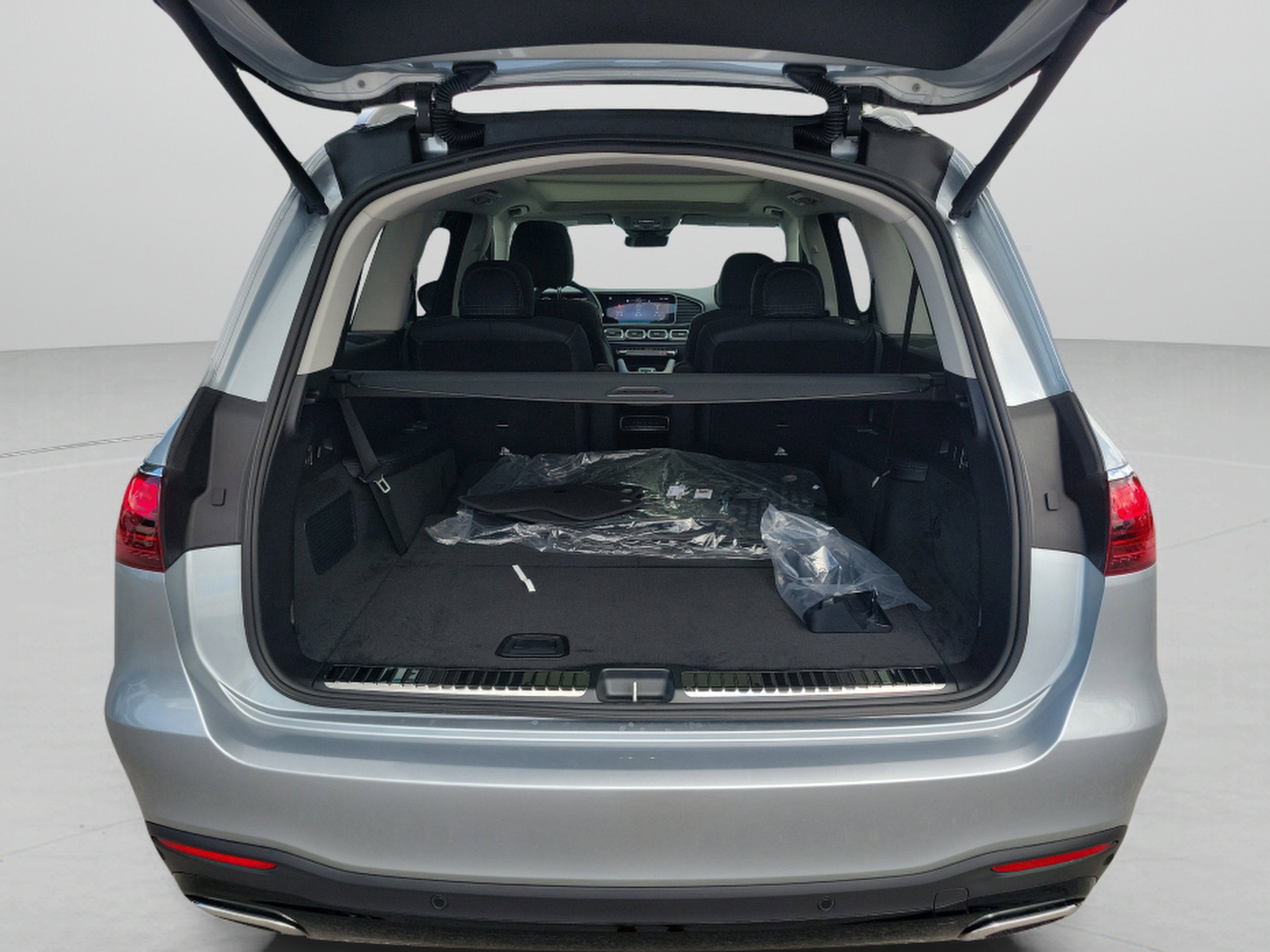 New 2026 Mercedes-Benz GLS 450 4MATIC image 5