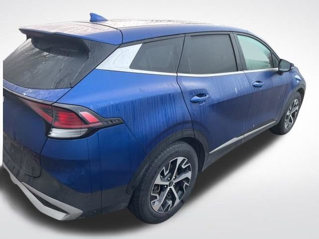 Used 2025 Kia Sportage EX image 8