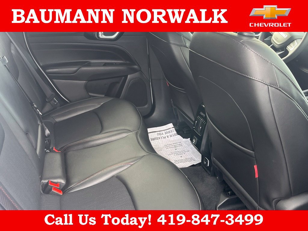 Used 2025 Jeep Compass Trailhawk AWD/4WD image 25