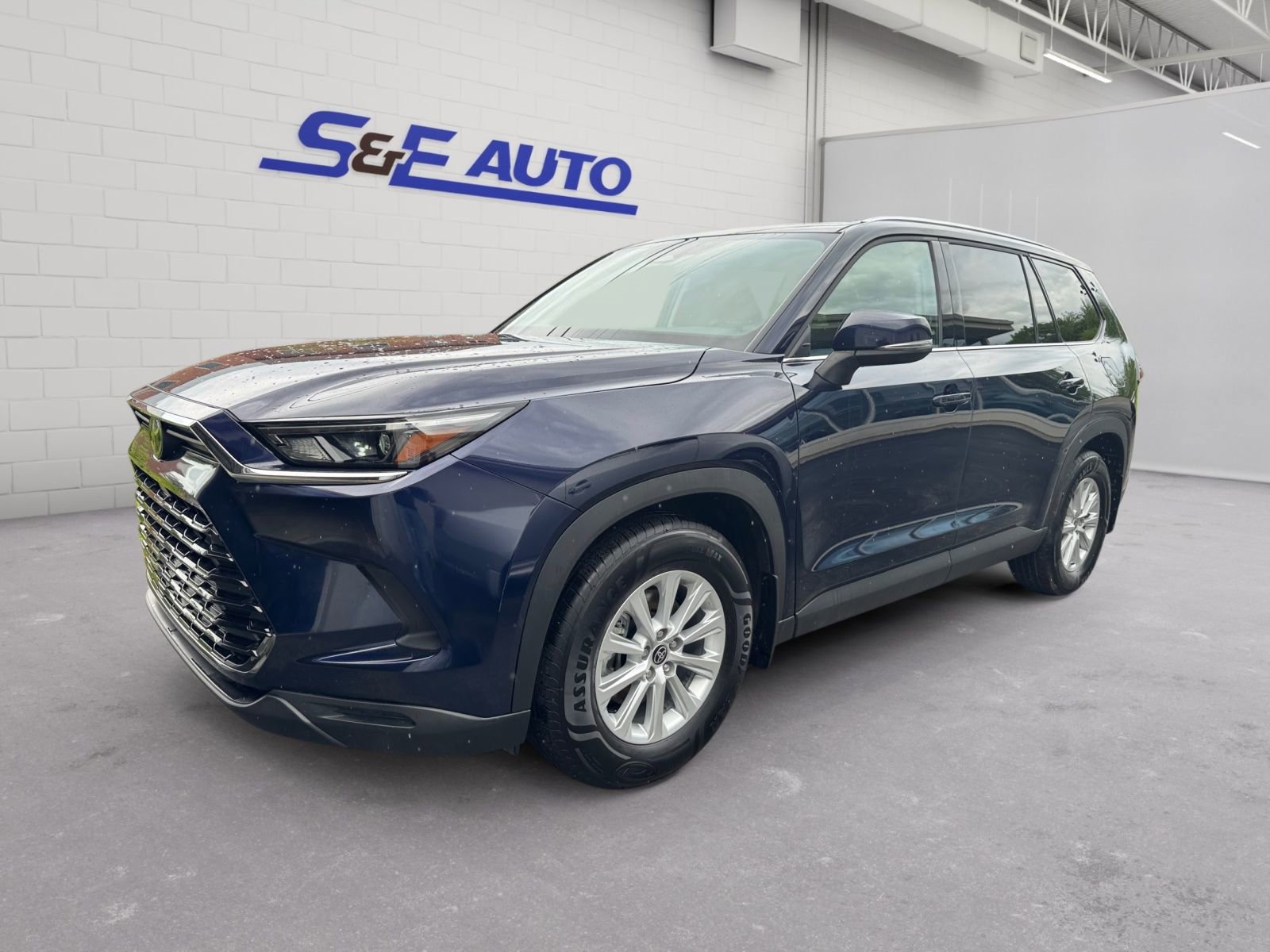 Used 2025 Toyota Grand Highlander AWD Hybrid image 1