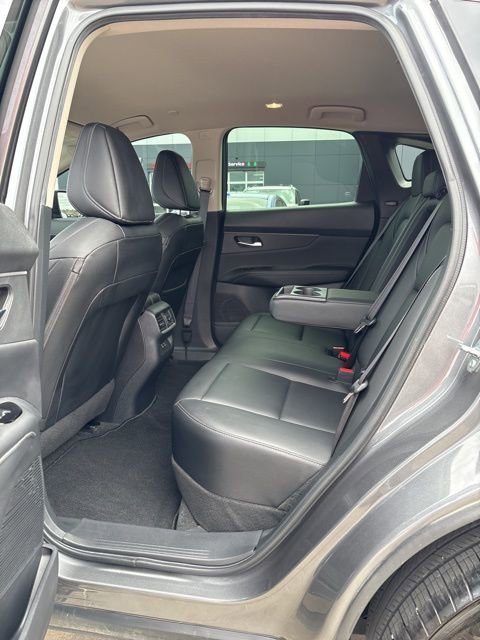 Certified 2025 Nissan Murano SV image 6