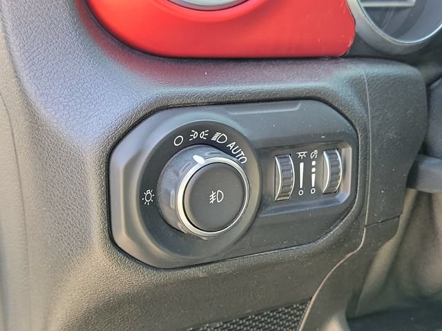 Used 2019 Jeep Wrangler Unlimited Rubicon AWD/4WD image 9