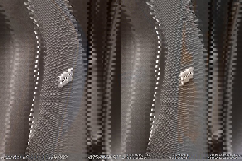 Used 2021 Chevrolet Suburban LT RWD image 39