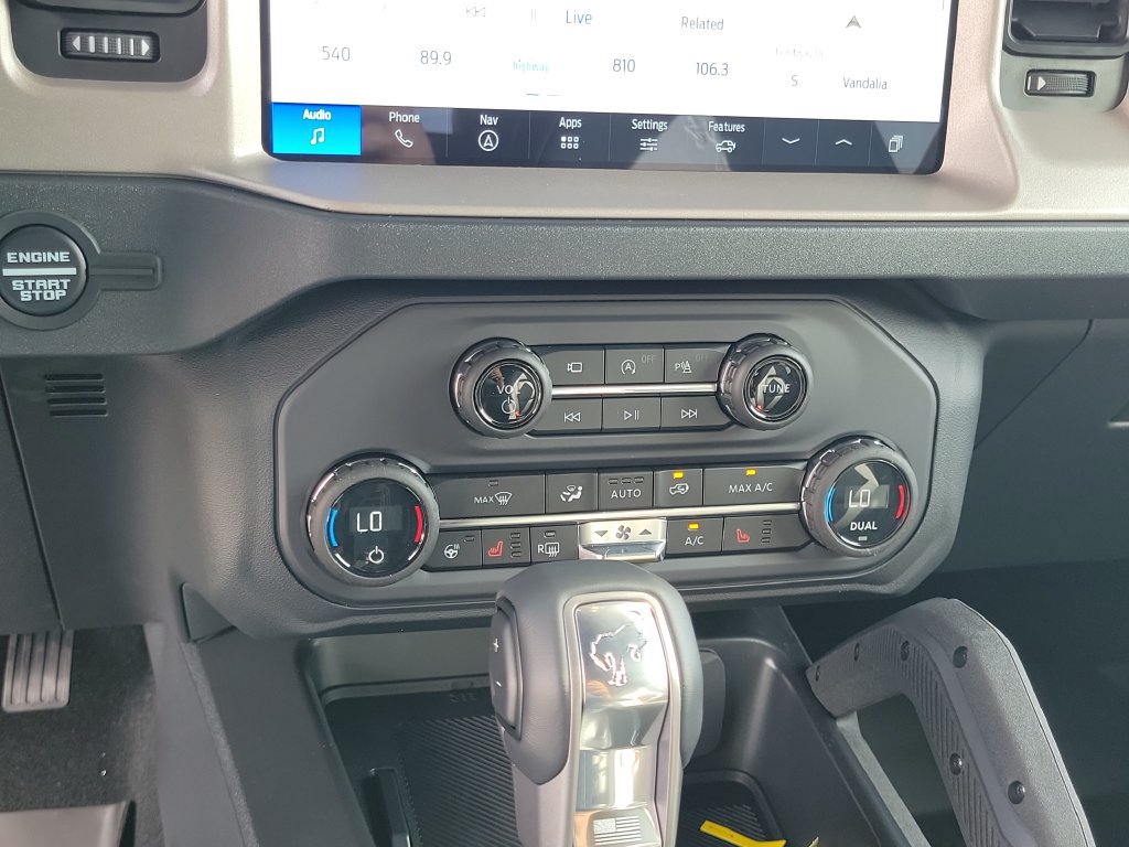 New 2026 Ford Bronco Outer Banks w/ Sasquatch Package AWD/4WD image 28