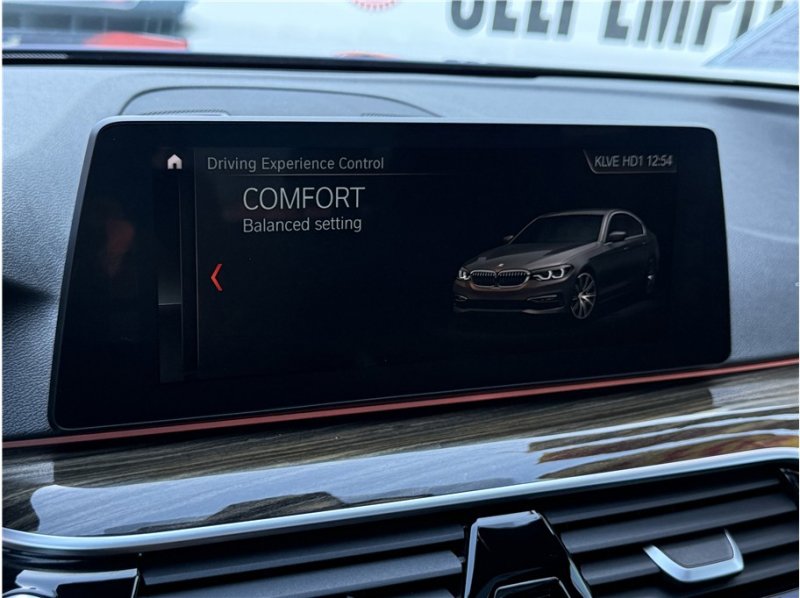 Used 2017 BMW 530i 530i Sedan 4D image 52