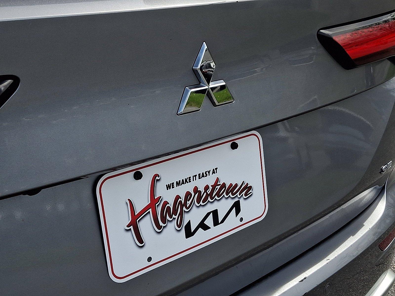 Used 2024 Mitsubishi Outlander SE AWD/4WD image 31