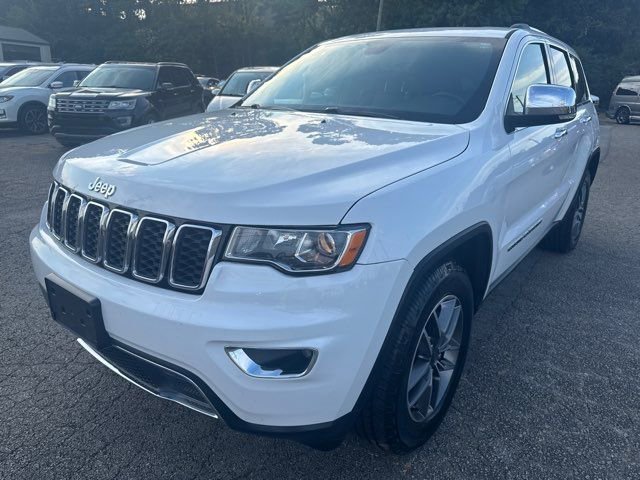 Used 2020 Jeep Grand Cherokee Limited w/ Luxury Group II image 2