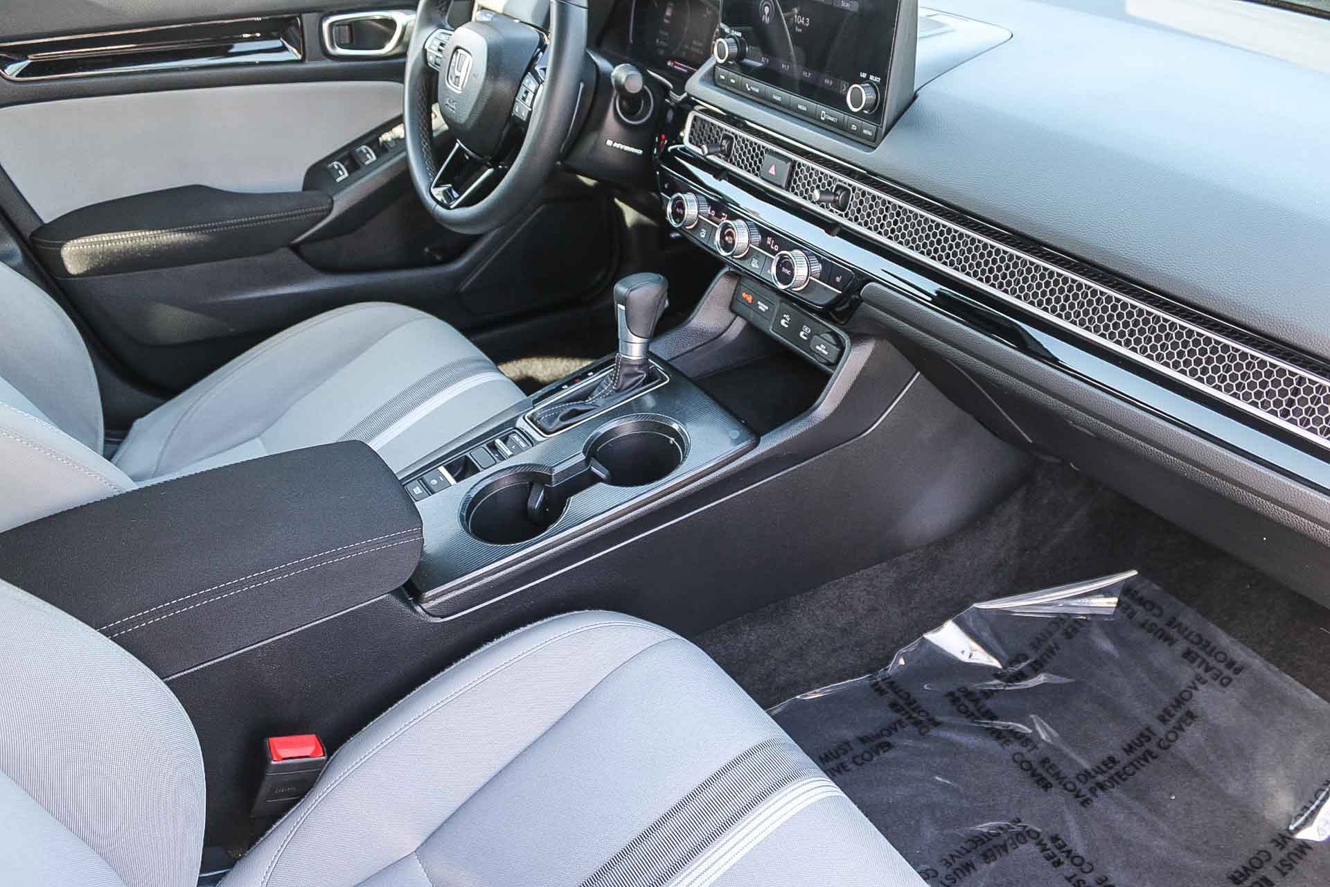 Certified 2025 Honda Civic Sport image 17