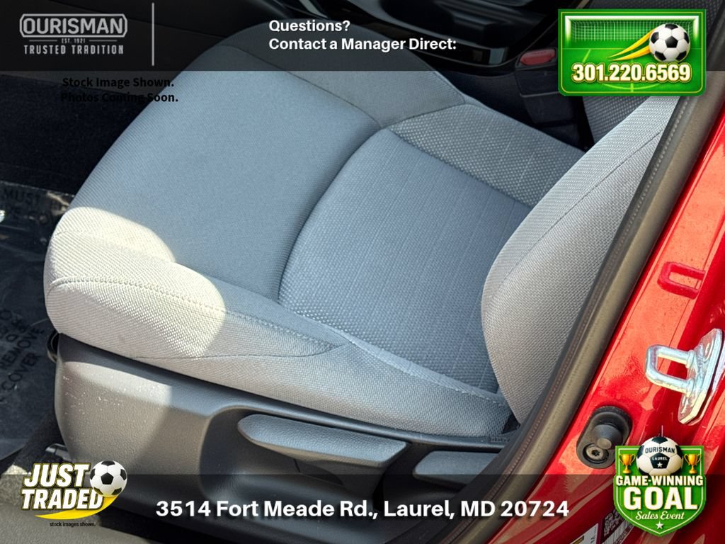 Used 2021 Toyota Corolla SE FWD image 7