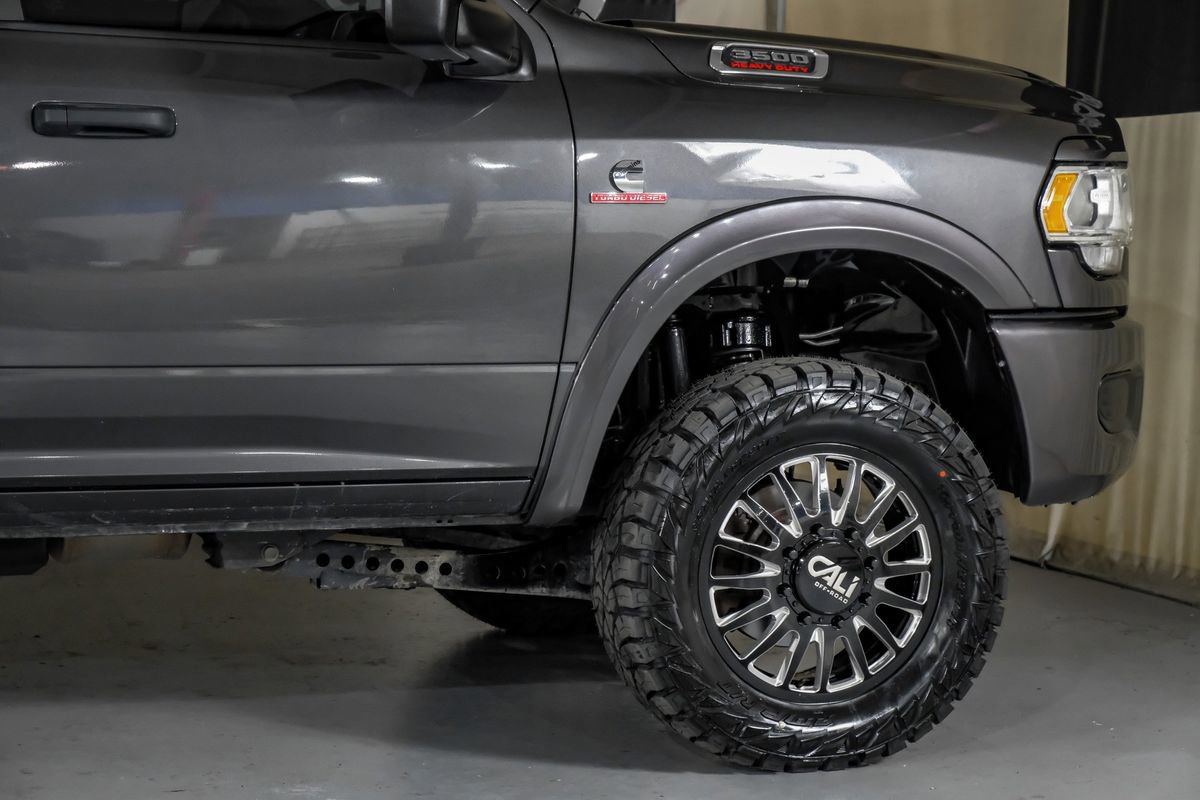 Used 2024 RAM 3500 Tradesman w/ Chrome Appearance Group image 8