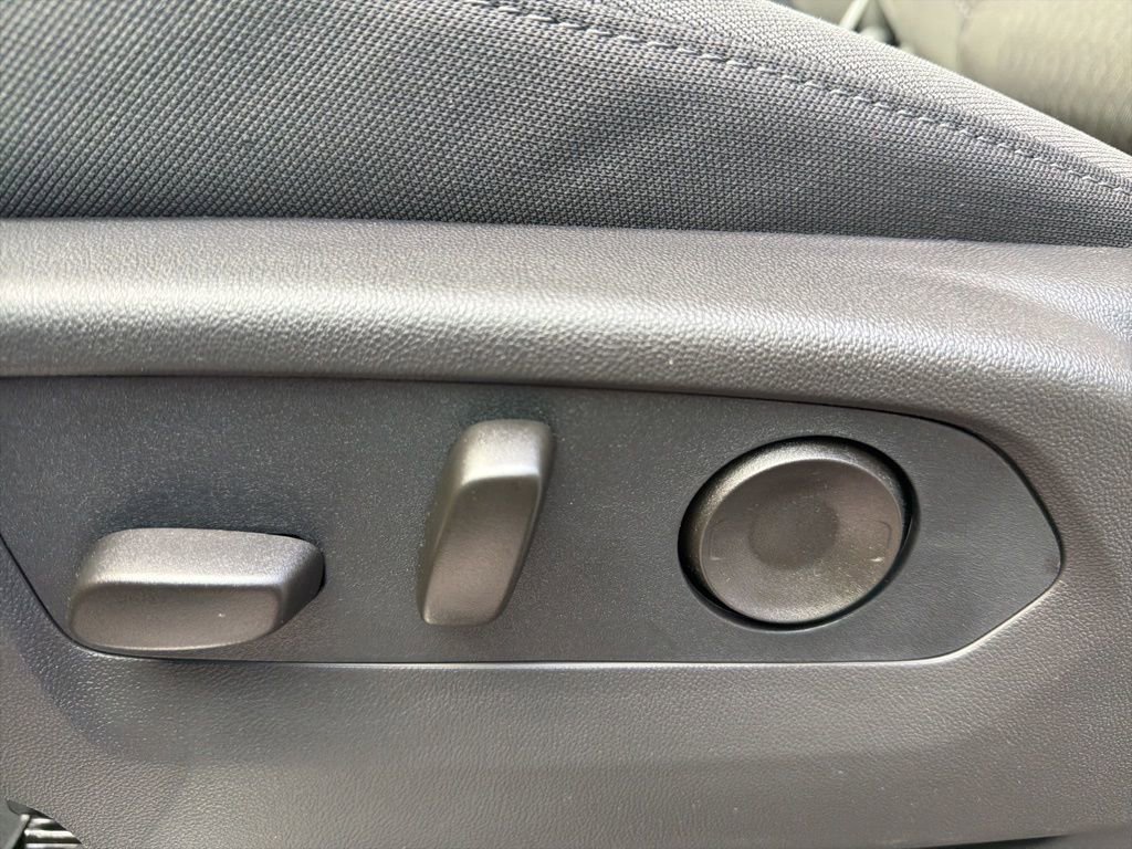 New 2026 Chevrolet Silverado 3500 LT w/ Convenience Package image 21