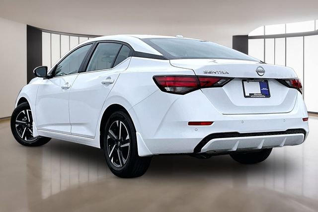 Used 2025 Nissan Sentra SV image 4