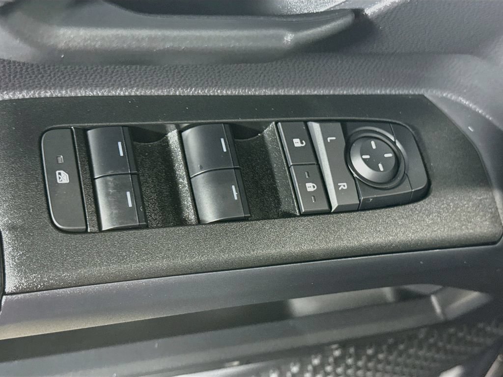 Certified 2025 Toyota 4Runner TRD Off-Road AWD/4WD image 18