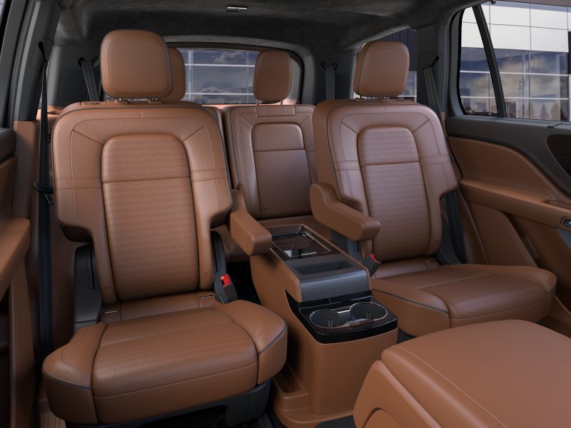 New 2026 Lincoln Aviator Black Label w/ Dynamic Handling Package AWD/4WD image 11
