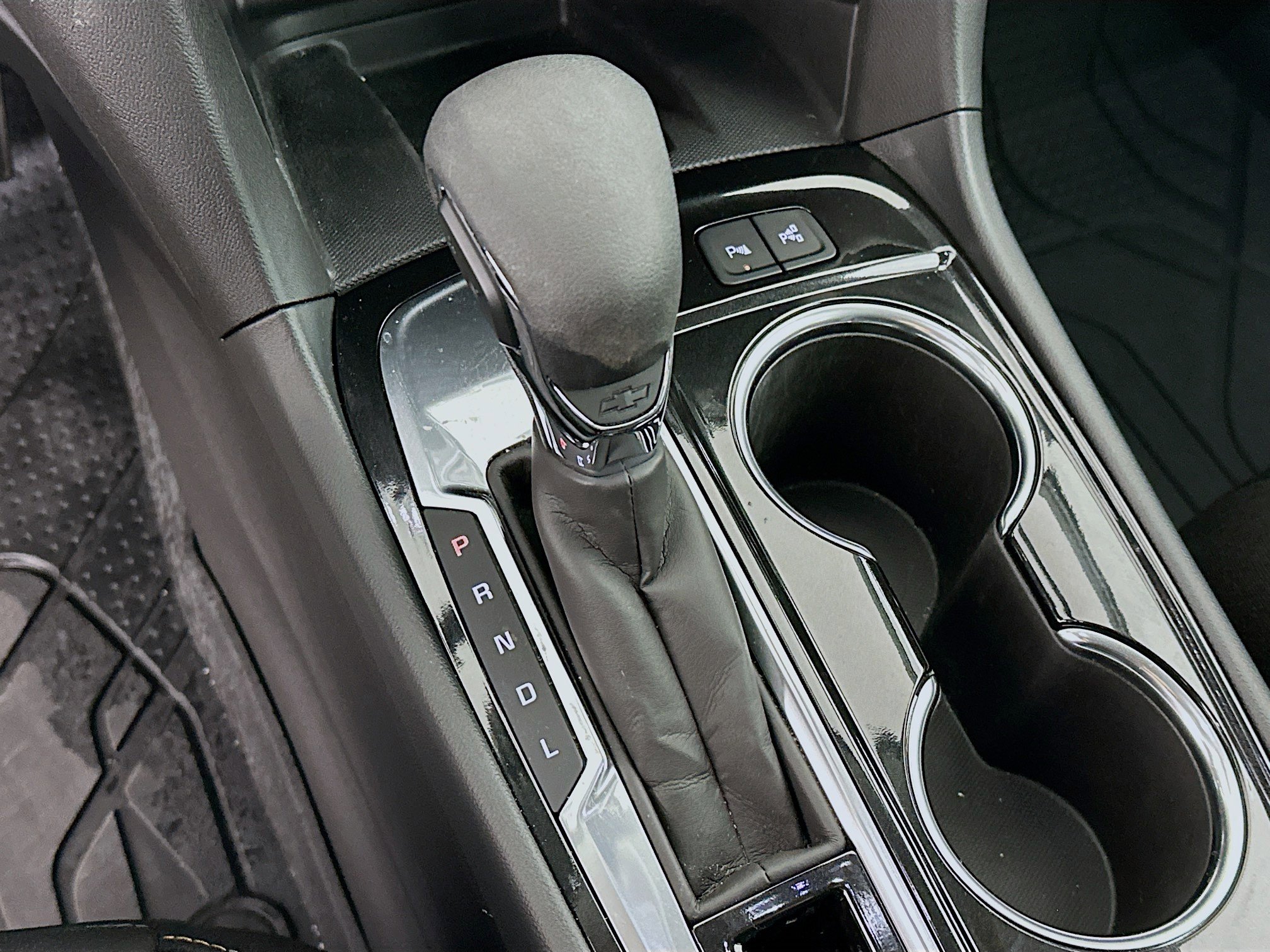 Used 2024 Chevrolet Equinox Premier image 24