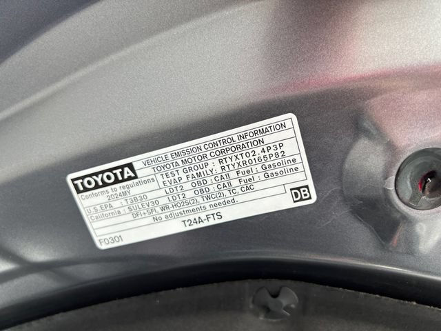 Certified 2025 Toyota Highlander LE FWD image 10