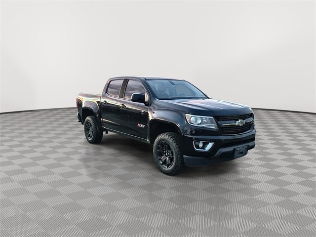 Used 2016 Chevrolet Colorado Z71 w/ Z71 Midnight Edition image 2