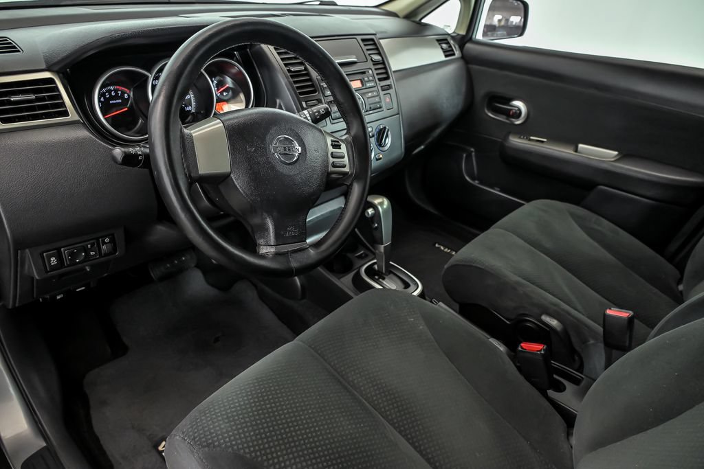 Used 2012 Nissan Versa 1.8 S w/ Plus Pkg FWD image 11