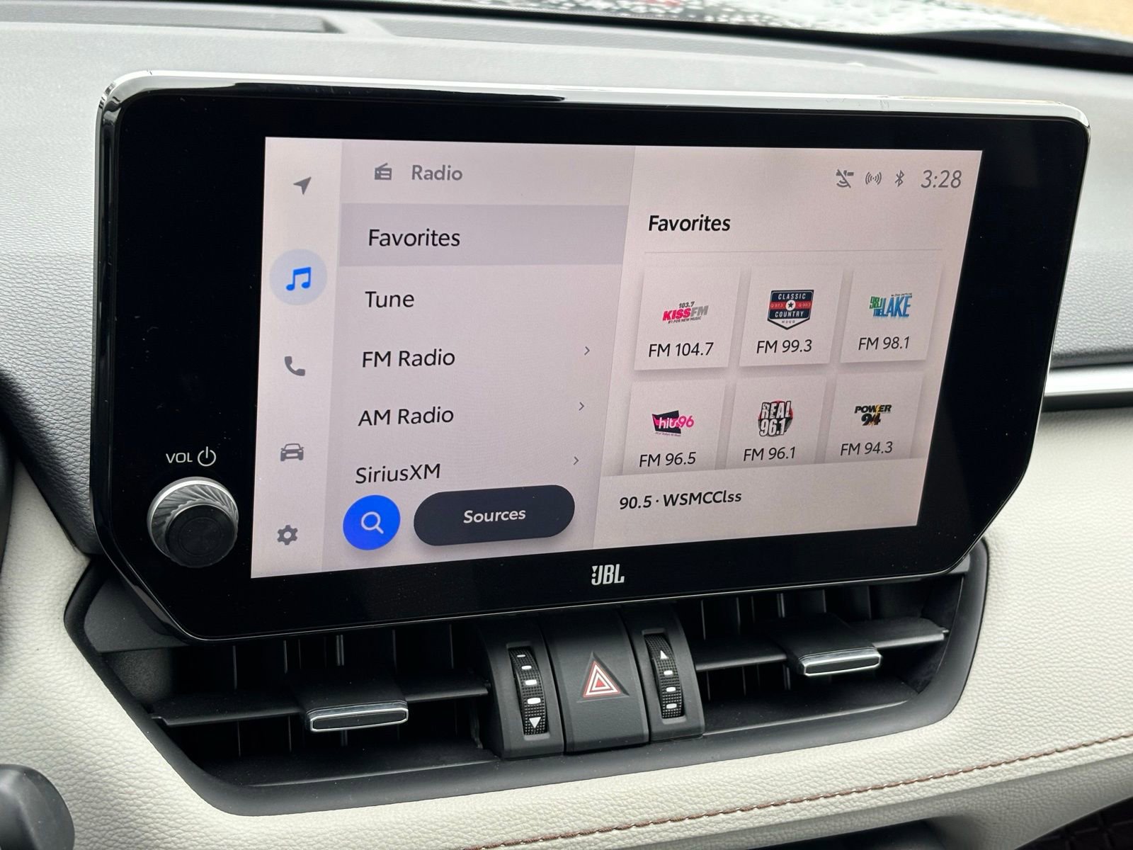 Used 2023 Toyota RAV4 Limited AWD/4WD image 25