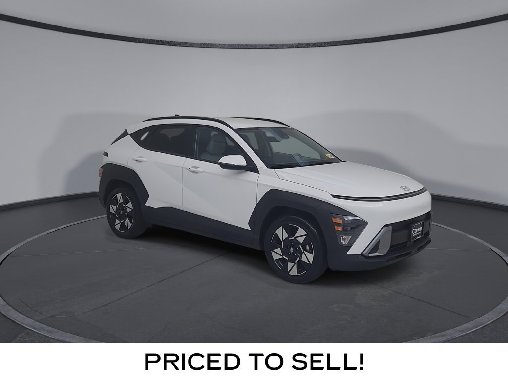 Used 2025 Hyundai Kona SEL FWD image 2