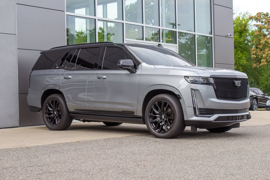 Used 2024 Cadillac Escalade Sport Platinum w/ LPO, ONYX Package AWD/4WD image 3