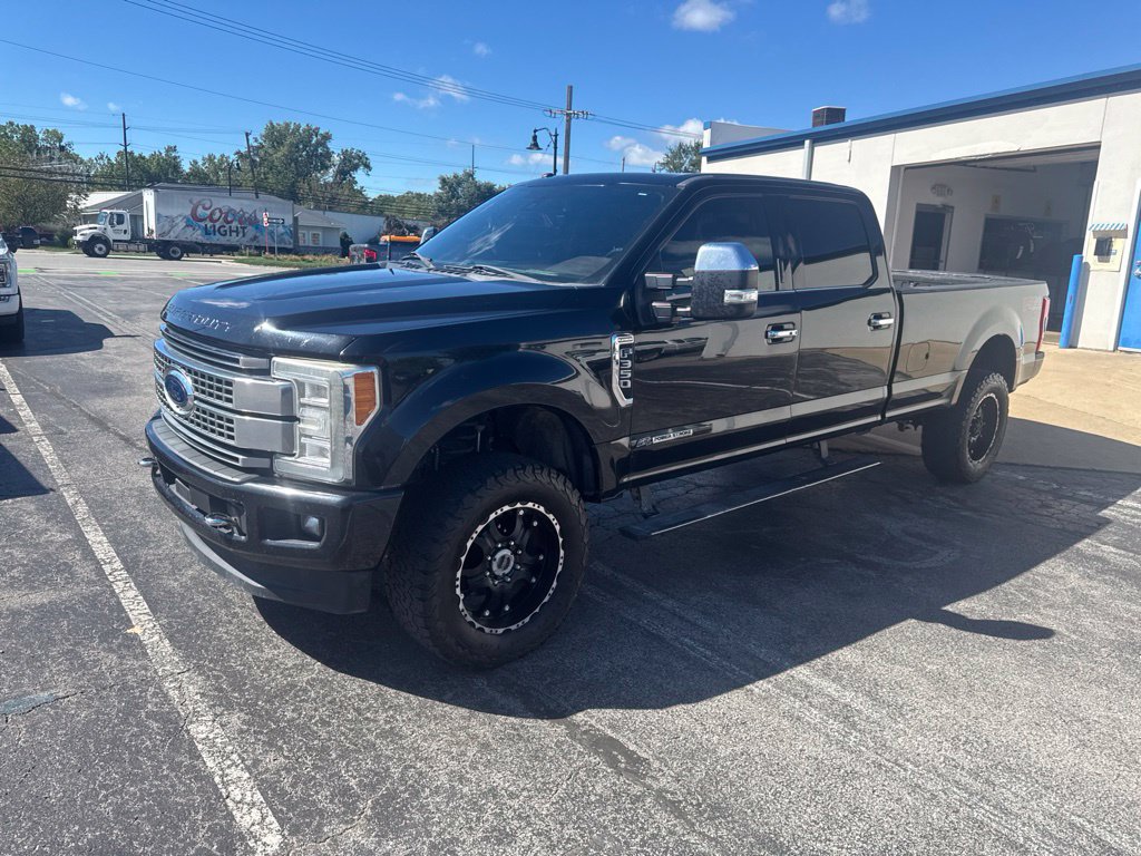 Used 2017 Ford F350 Platinum w/ Platinum Ultimate Package AWD/4WD image 8