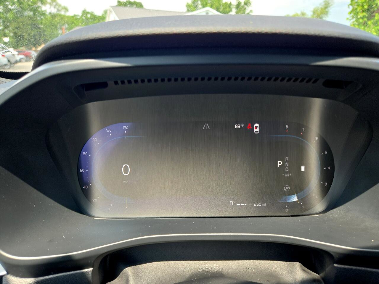 Used 2024 Volvo XC40 B5 Core image 17