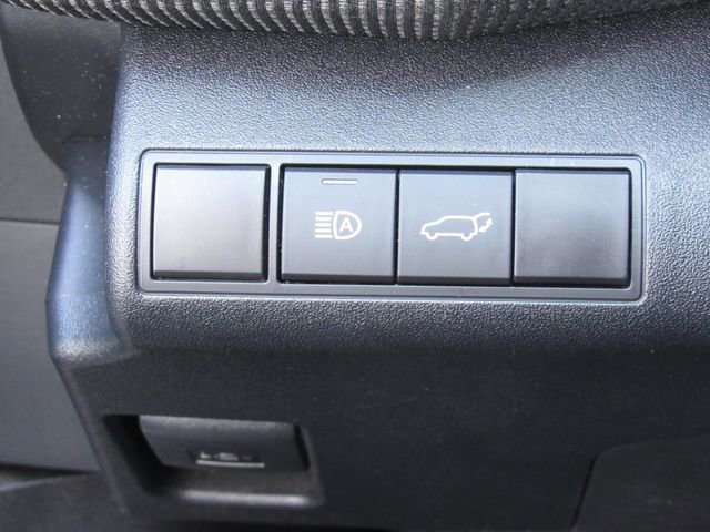Used 2024 Subaru Solterra AWD/4WD image 35