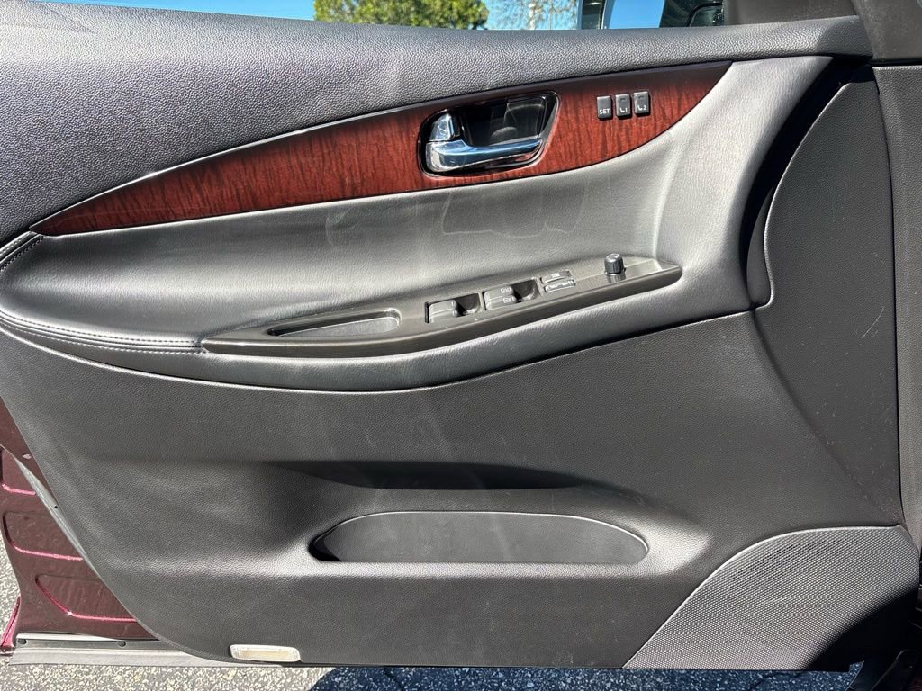 Used 2016 INFINITI QX50 2WD w/ Premium Plus Package image 16