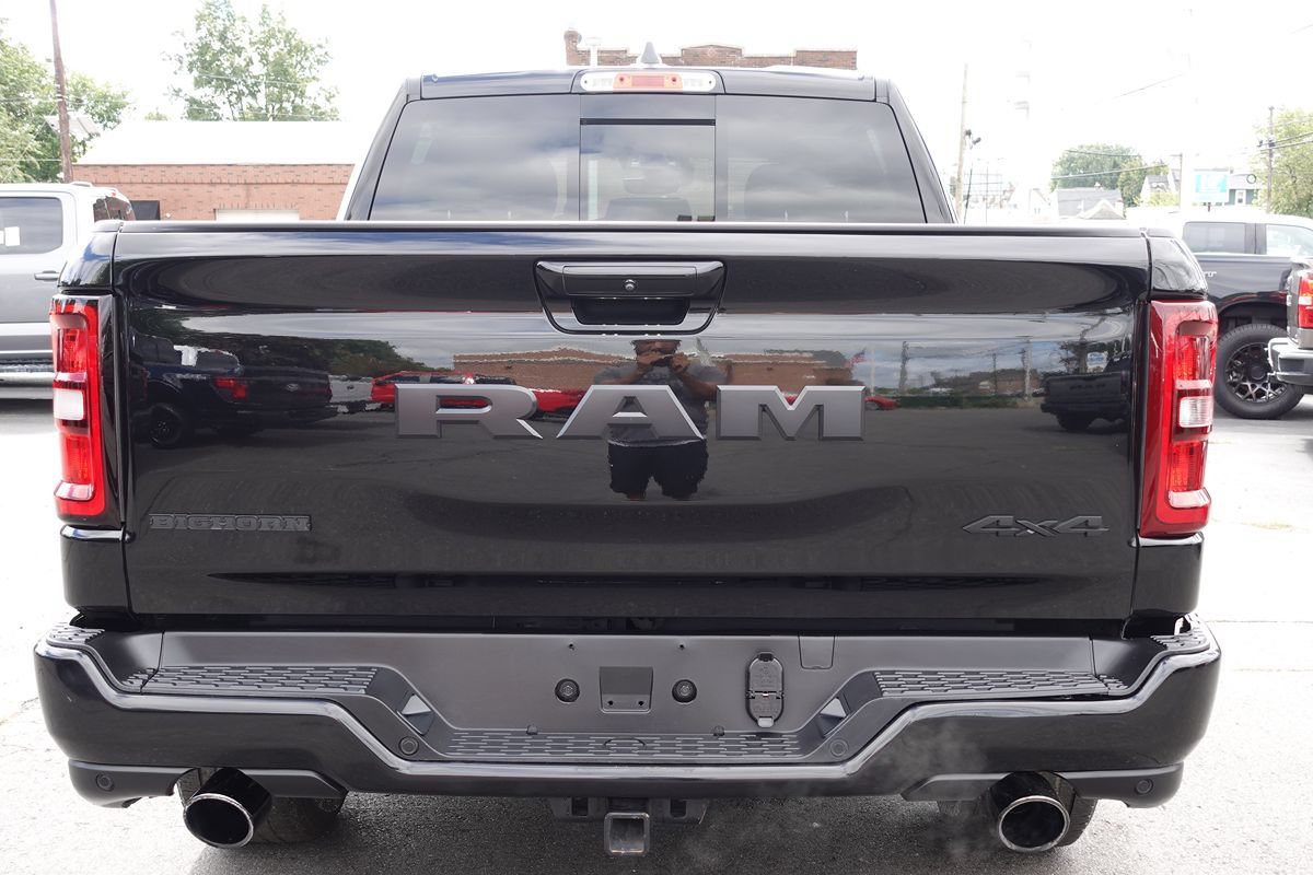 Used 2026 RAM 1500 Big Horn AWD/4WD image 11