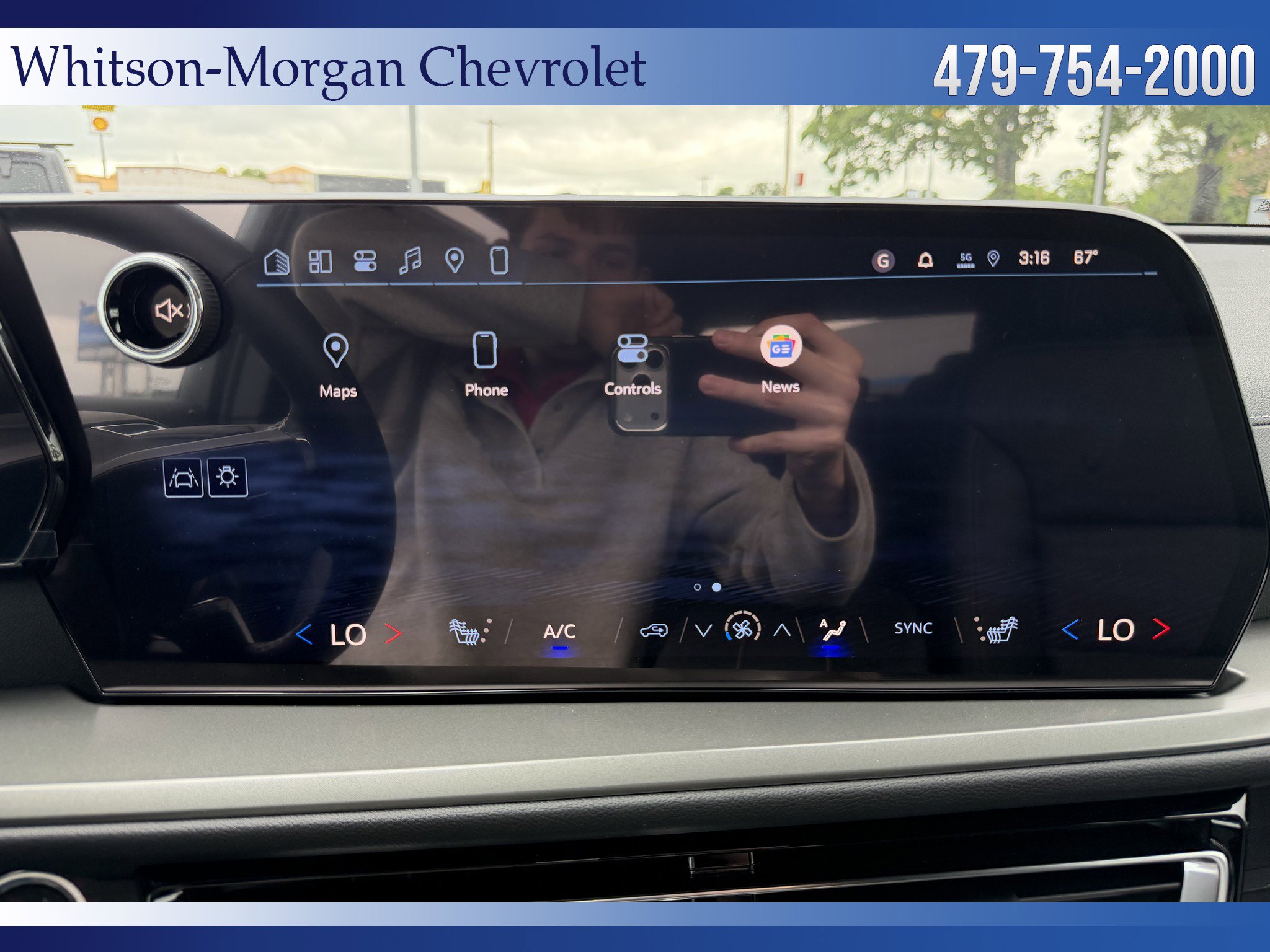 New 2026 Chevrolet Traverse LT w/ Sun and Wheel Package FWD image 23