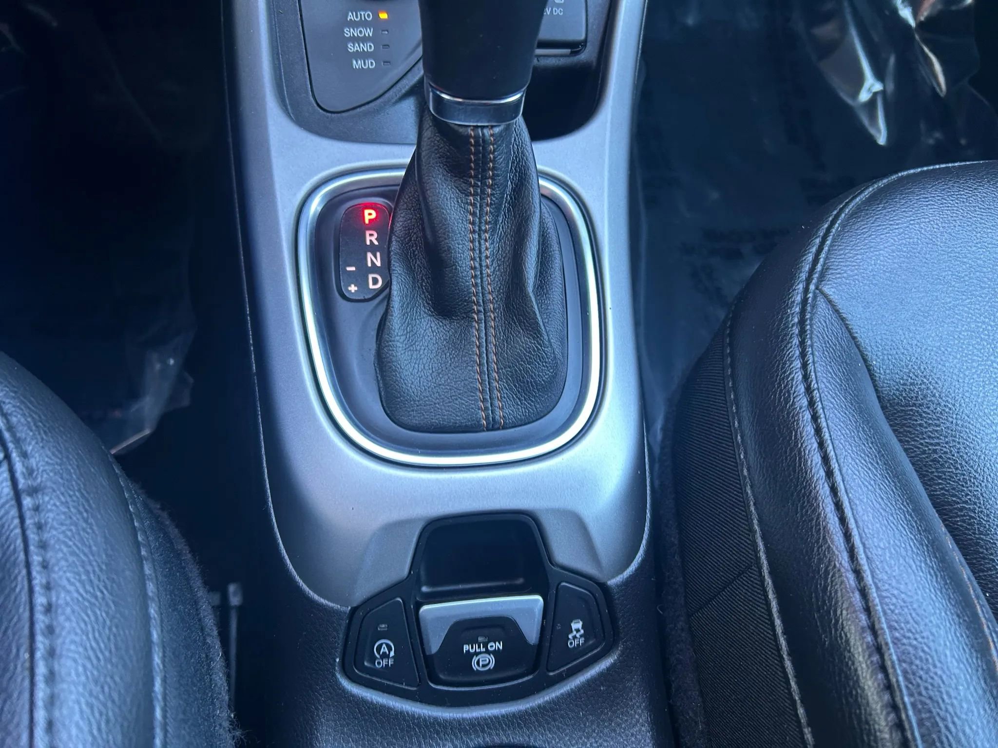 Used 2018 Jeep Compass Latitude image 11