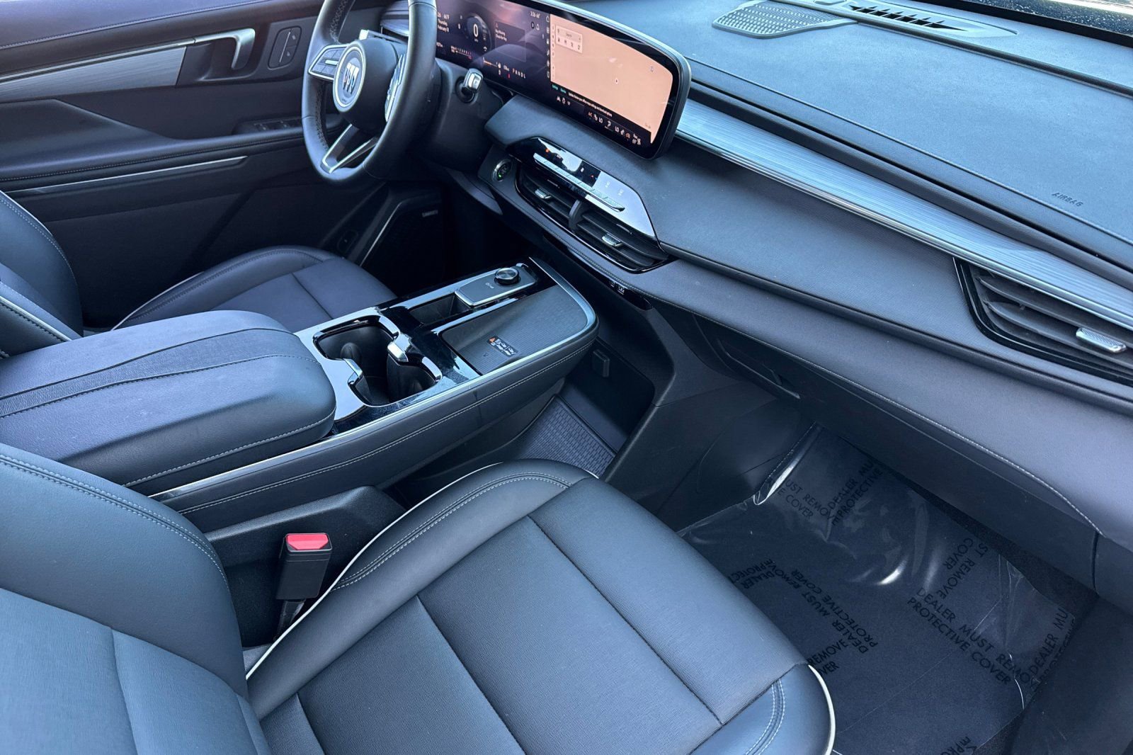 Used 2025 Buick Enclave Preferred image 17