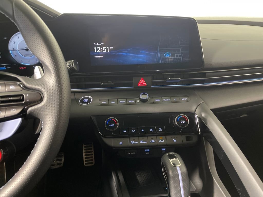 Certified 2025 Hyundai Elantra N image 22